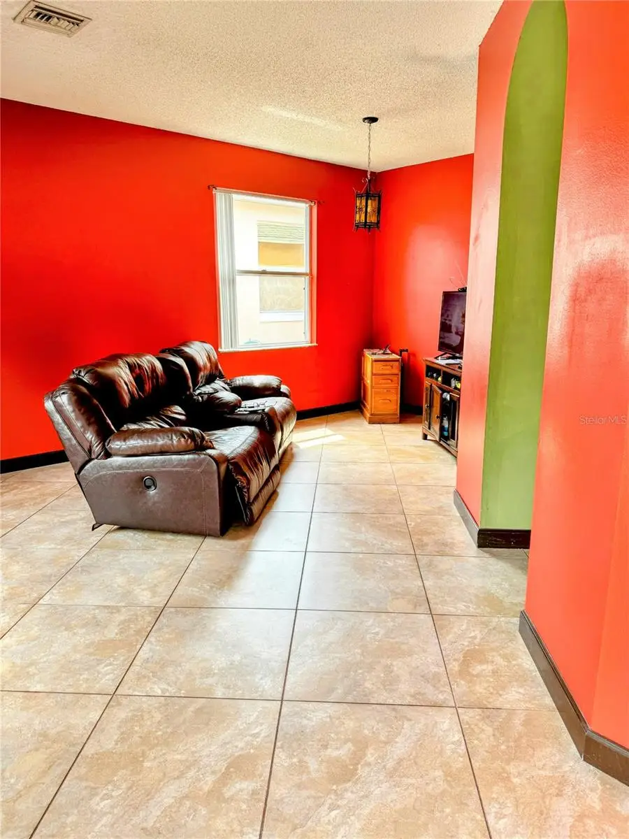 1672 Riveredge Road, Oviedo, FL 32766 - Image #2