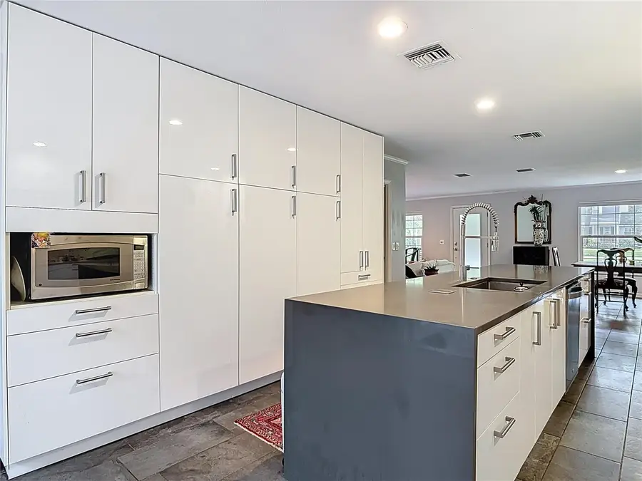 851 E Pennsylvania Avenue, Deland, FL 32724 - Image #3