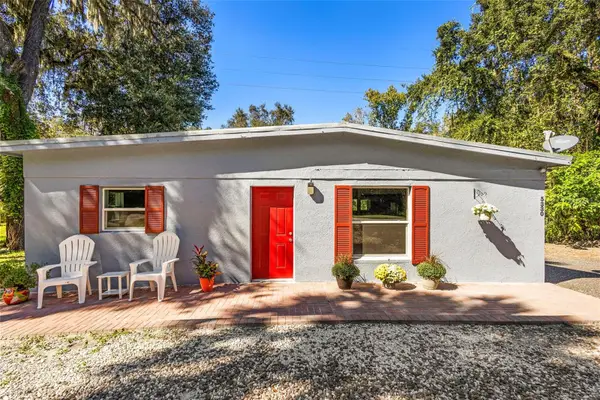 5330 Park Avenue, DE LEON SPRINGS, FL 32130