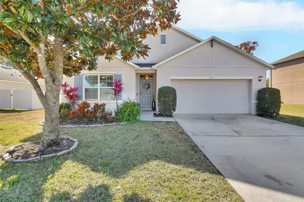 813 Oak Hollow Loop, DELAND, FL 32724