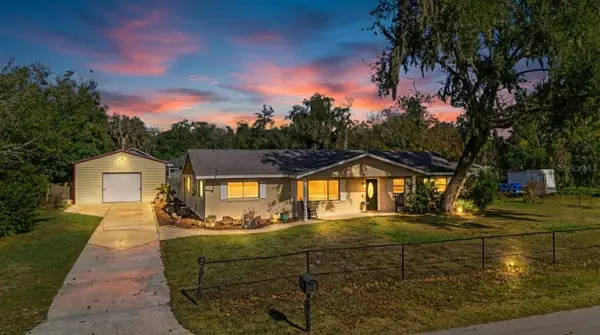 2255 E Florence Avenue, DELAND, FL 32724