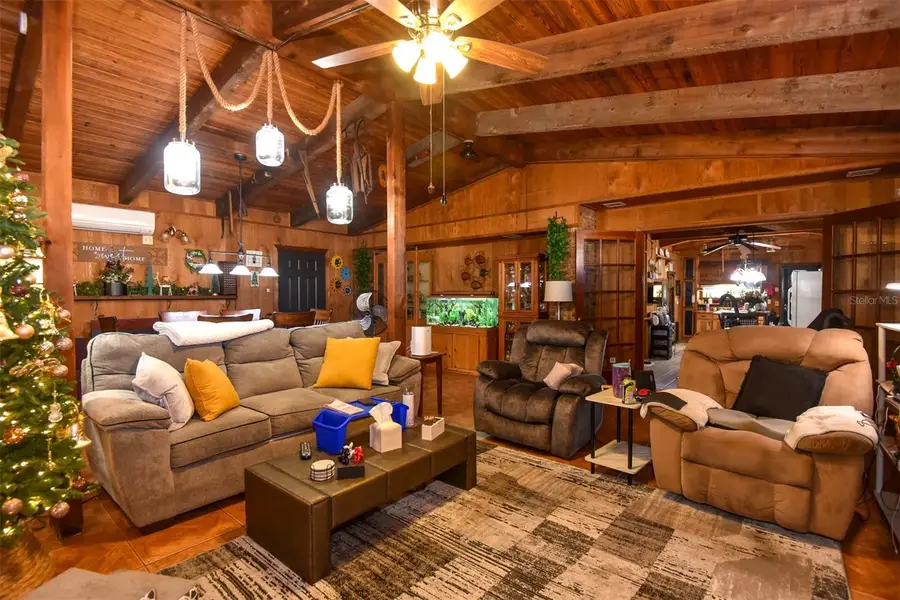 1534 Center Avenue, Daytona Beach, FL 32117 - Image #2