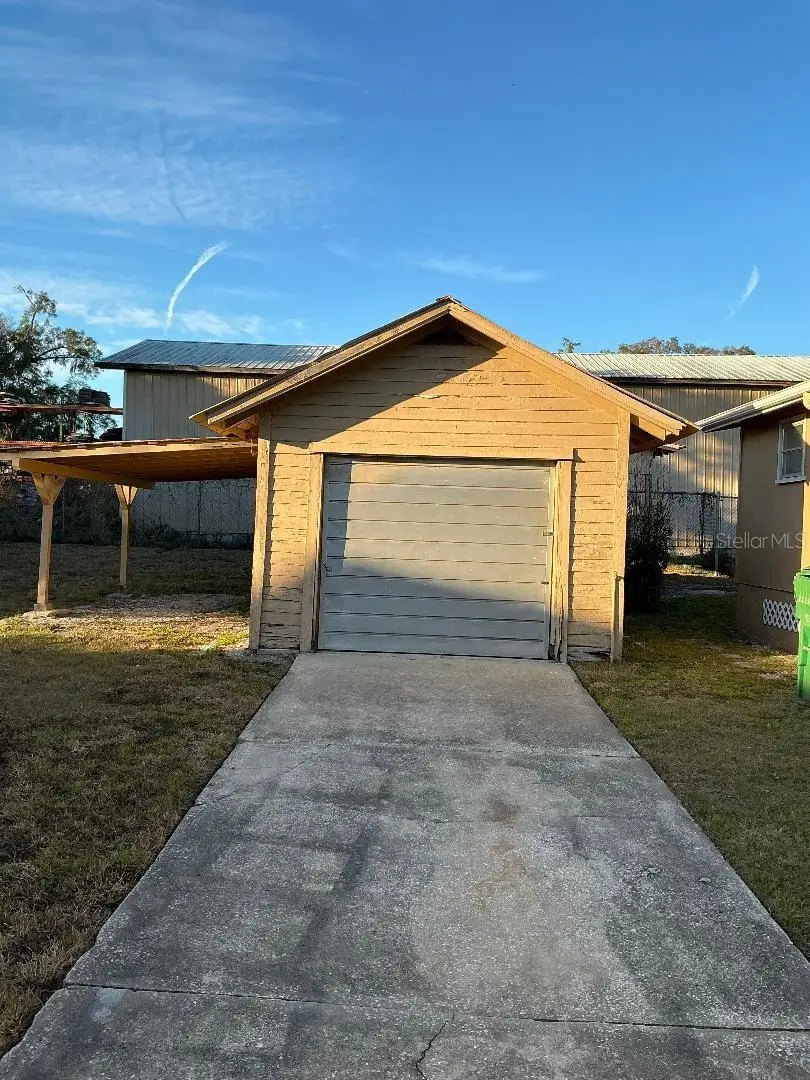 419 W Wisconsin Avenue, Deland, FL 32720 - #3