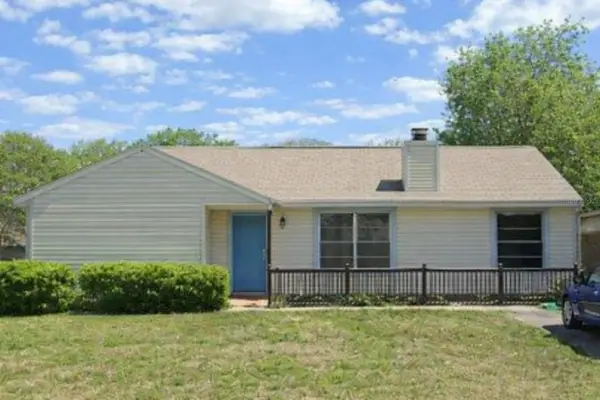 1421 E Palomar Drive, DELTONA, FL 32738