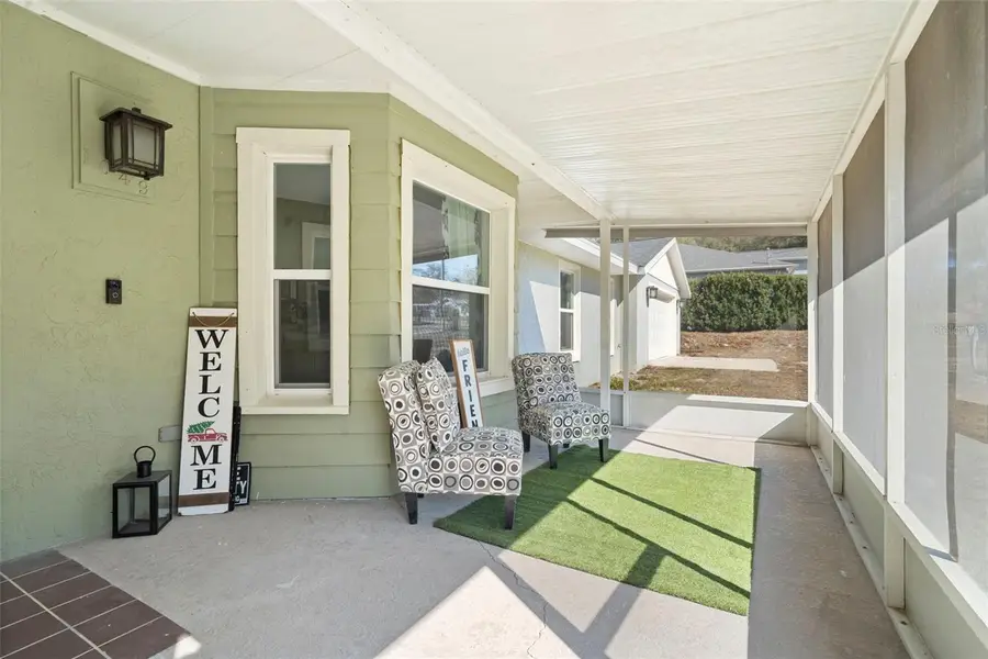 1049 W New York Avenue, Orange City, FL 32763 - #2