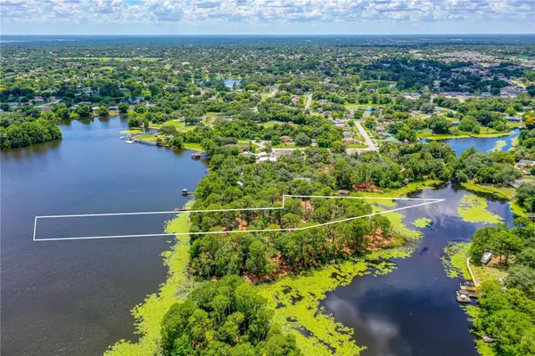 Twin Oak Street, DELTONA, FL 32725