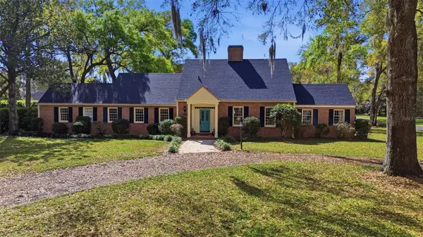 911 Pine Tree Terrace, DELAND, FL 32724