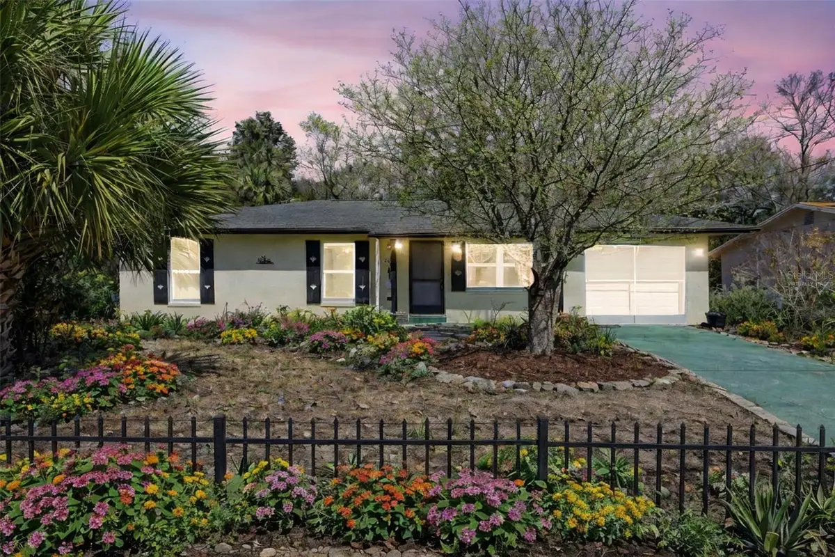 525 Sandy Pines Drive, Orange City, FL 32763 - #1