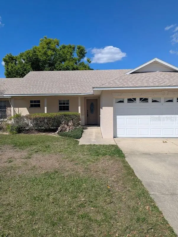 108 Twin Lake Circle, Umatilla, FL 32784 - #2