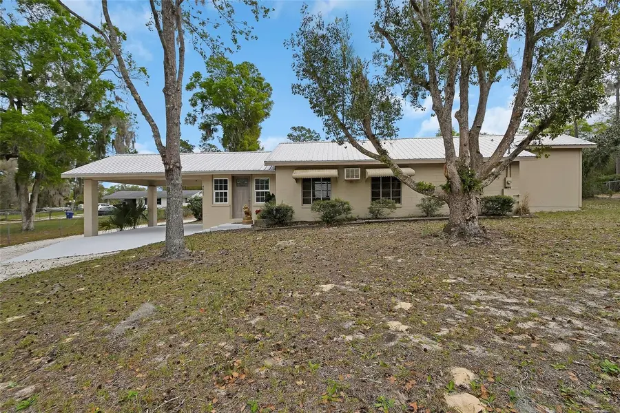 4611 Grand Avenue, De Leon Springs, FL 32130 - #3