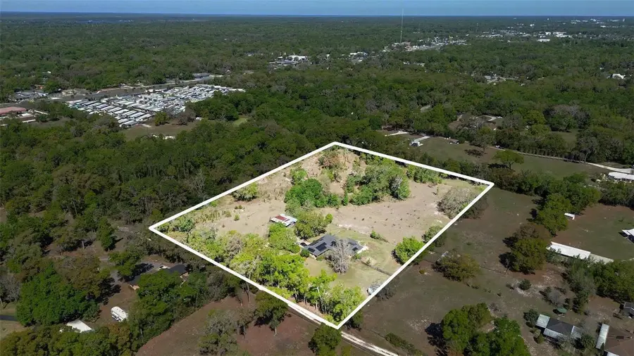 475 E New York Avenue, Orange City, FL 32763 - #2