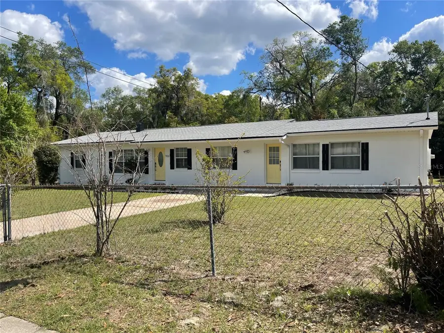 906 E Michigan Avenue, Deland, FL 32724 - #2