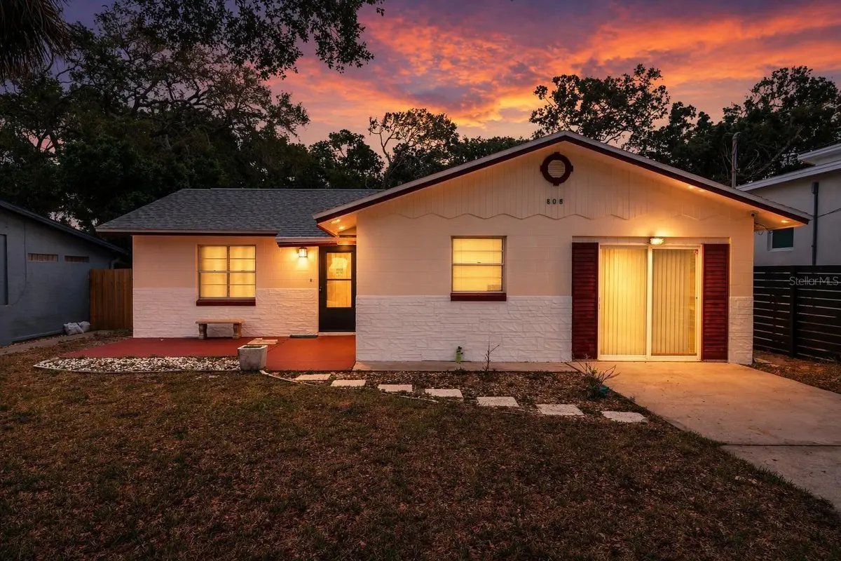 805 E 11th Avenue, New Smyrna Beach, FL 32169 - #1