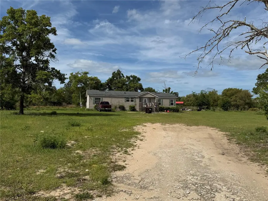 11090 SE 165th Terrace Road, Ocklawaha, FL 32179 - #2