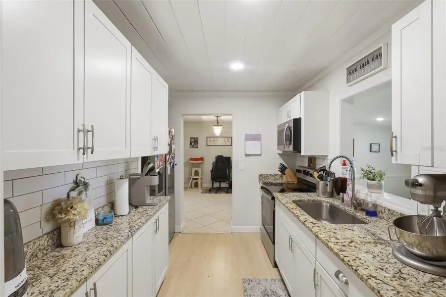 112 Edwards Avenue, Orange City, FL 32763 - #2