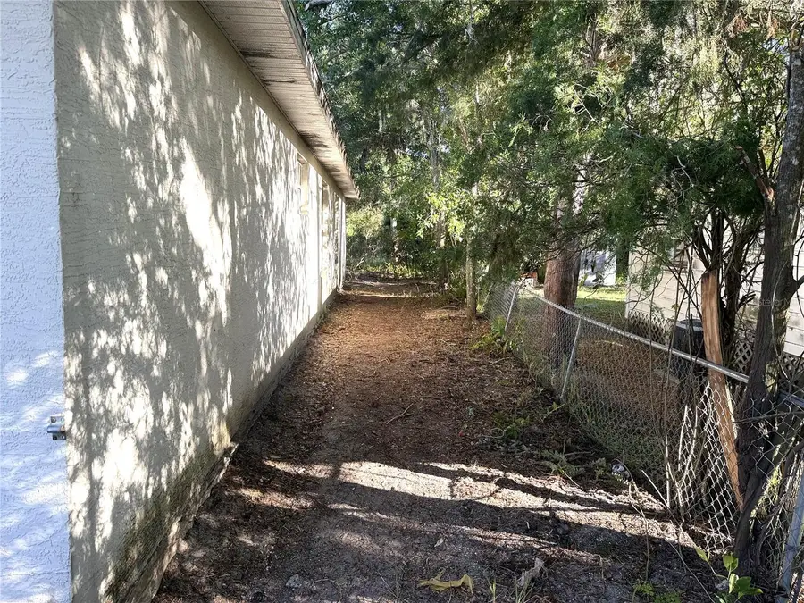 250 Willow Place, Ormond Beach, FL 32174 - #2