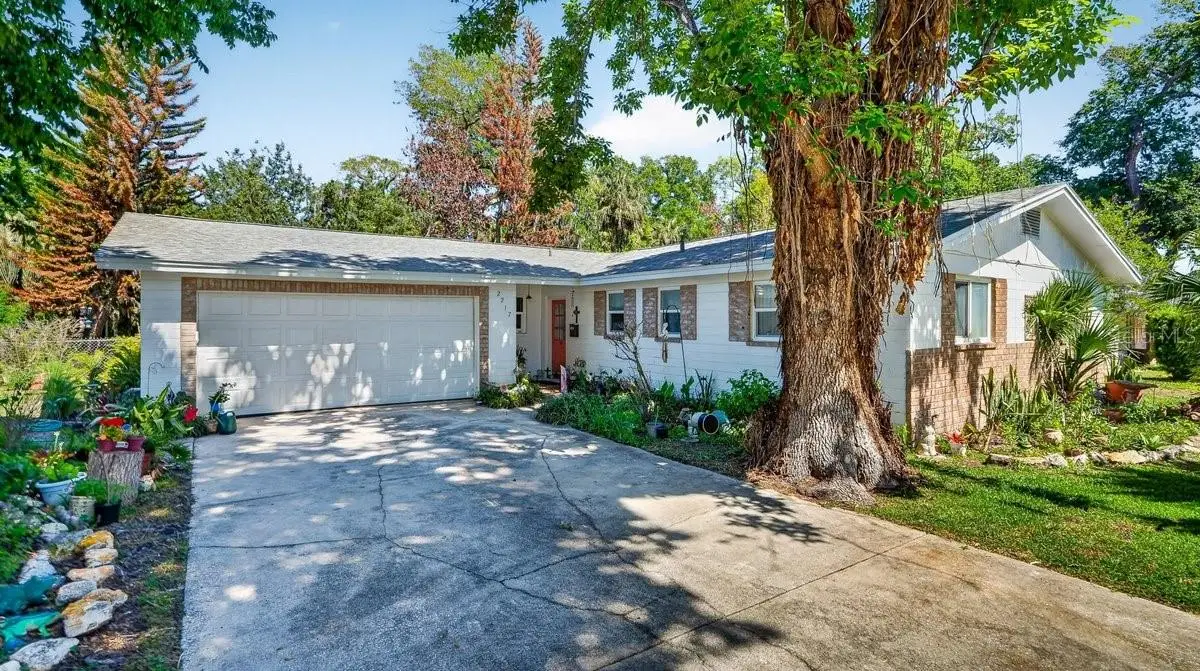 2217 Green Street, South Daytona, FL 32119 - #1