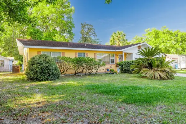 1126 Stevens Avenue, DELAND, FL 32720