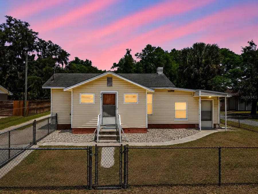 2101 E Grant Avenue, Orlando, FL 32806 - #2