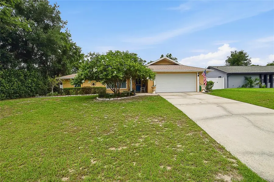 2091 N Hyde Drive, Deltona, FL 32738 - #2