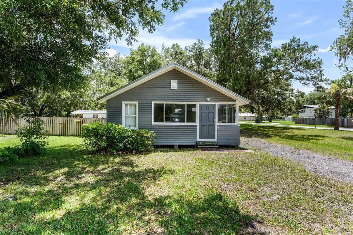302 Park Avenue, Hastings, FL 32145 - #1