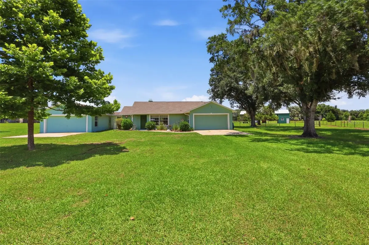 1200 N Hart Road, Geneva, FL 32732 - #1