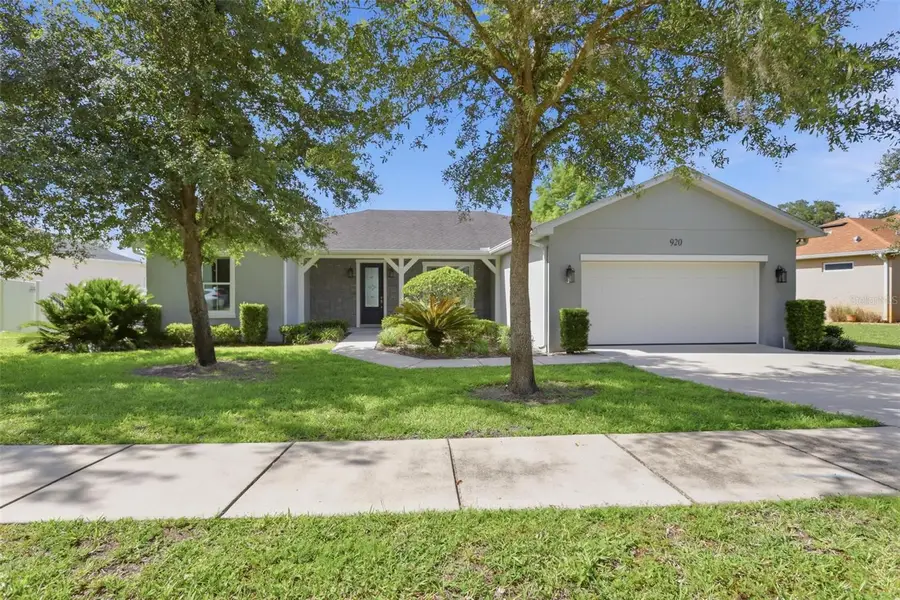 920 Lake Lindley Drive S, Deland, FL 32724 - #2