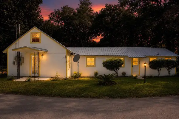490 John Street #A & B, LAKE HELEN, FL 32744