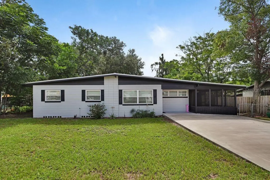 1211 N Boston Avenue, Deland, FL 32724 - #1