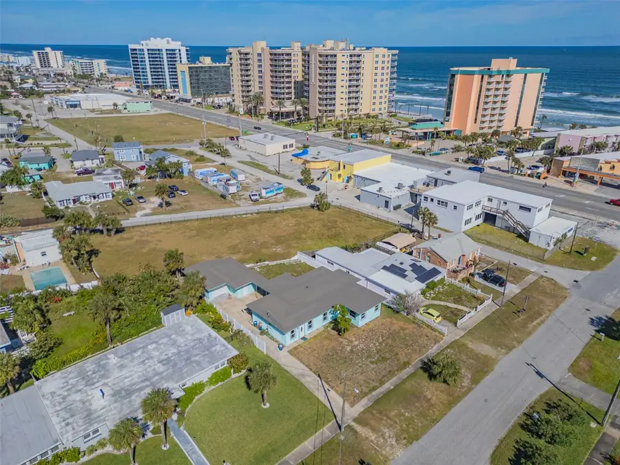 135 Park Avenue, Daytona Beach, FL 32118 - #3
