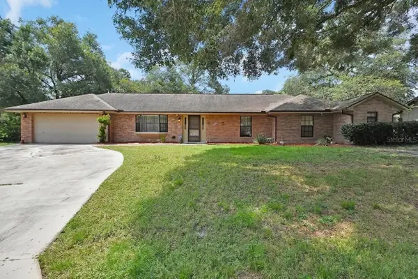750 Oak Terrace, ORANGE CITY, FL 32763