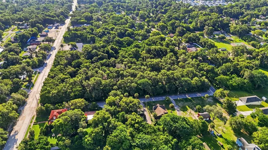 E New York Avenue, Deland, FL 32724 - #3