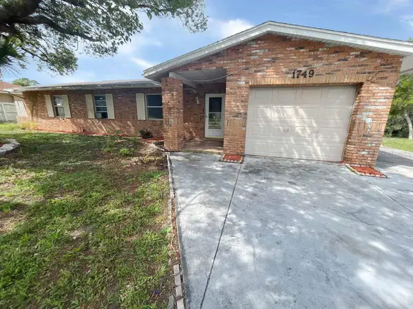 1749 Haverhill Drive, DELTONA, FL 32725