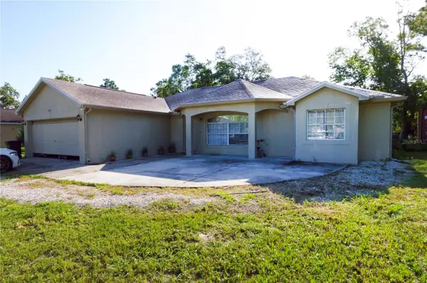 15106 Dusky Warbler Road, WEEKI WACHEE, FL 34614