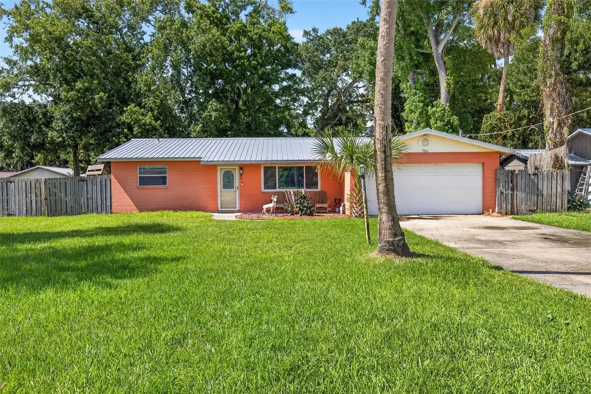 706 Boston Avenue, South Daytona, FL 32119 - #1