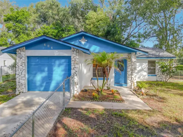 606 W Tall Pine, DELAND, FL 32724