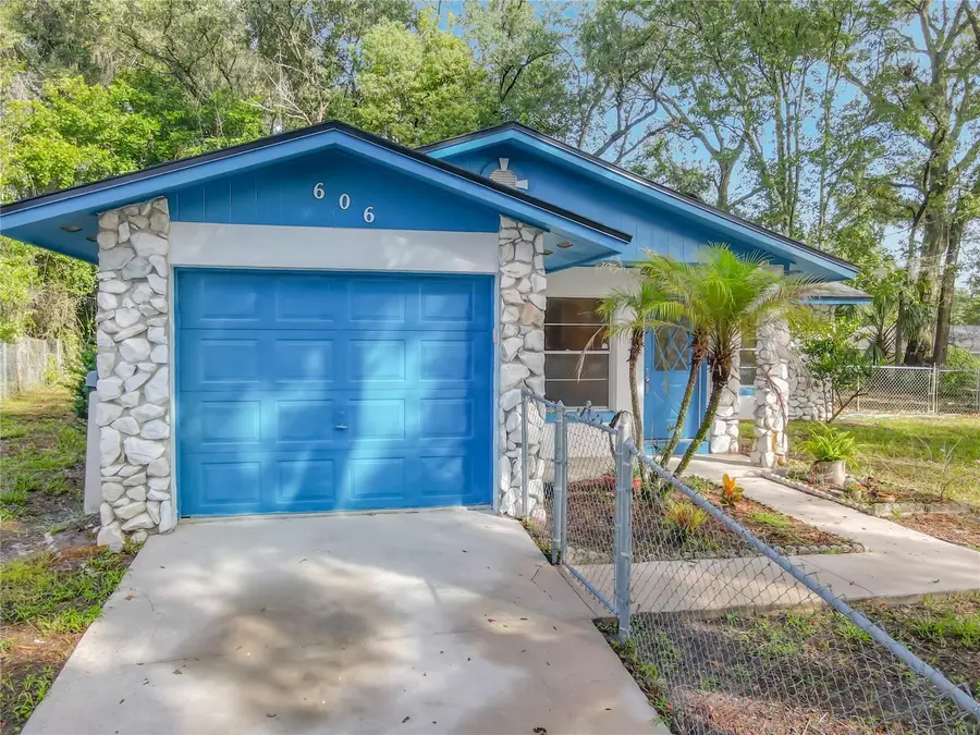 606 W Tall Pine, Deland, FL 32724 - #3