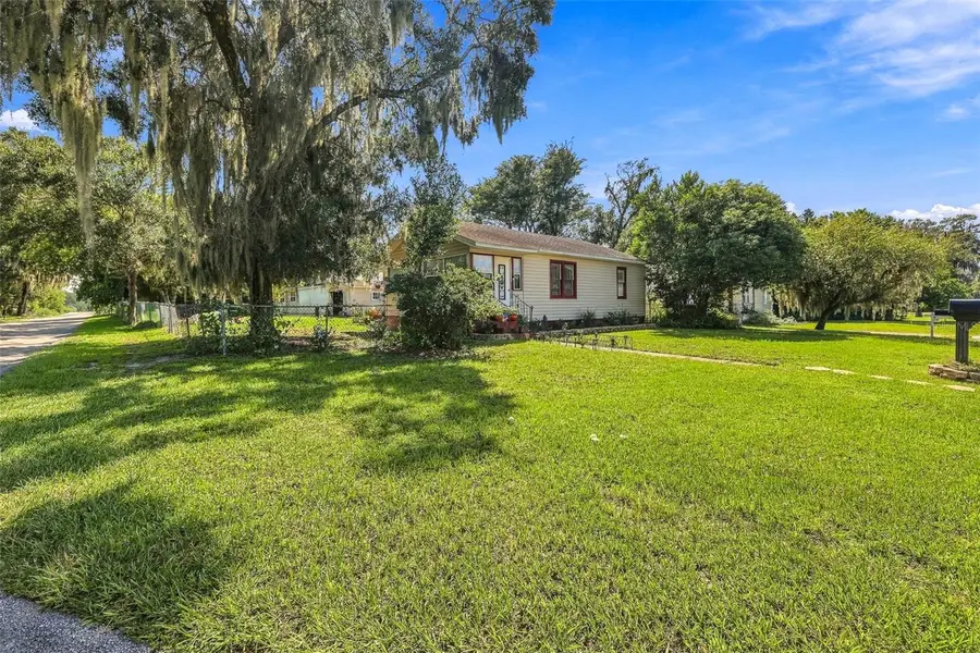 614 W Pennsylvania Avenue, Deland, FL 32720 - #3