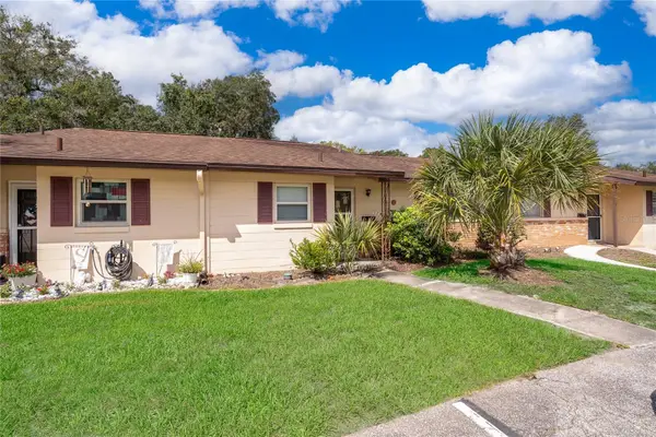 6 Villa Villar Court #60, DELAND, FL 32724