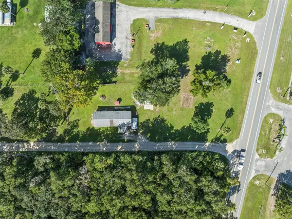54901 Cedar Crest Rd, ASTOR, FL 32102