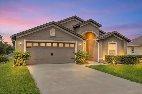 1528 E Falmouth Avenue, DELTONA, FL 32725