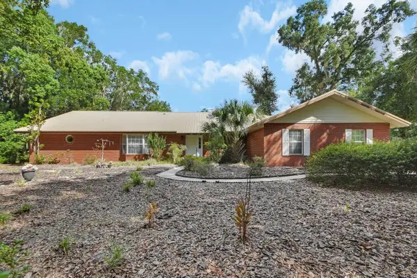 350 Lafayette Place, DELAND, FL 32720