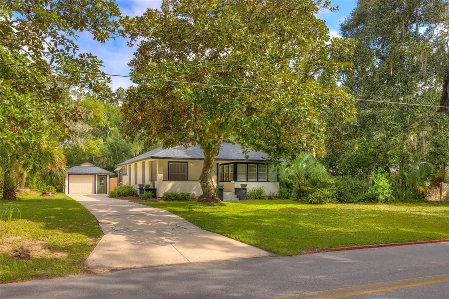 641 E Pennsylvania Avenue, Deland, FL 32724 - #2