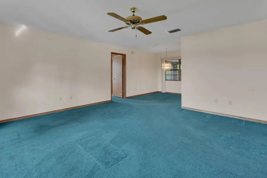 135 E Iris Drive, Orange City, FL 32763 - #2