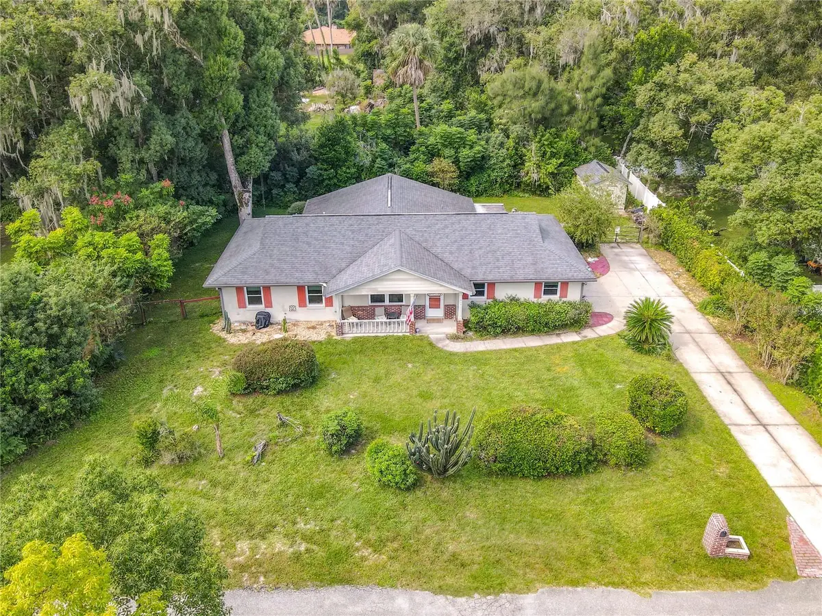 469 S Frederick Avenue, Orange City, FL 32763 - #1