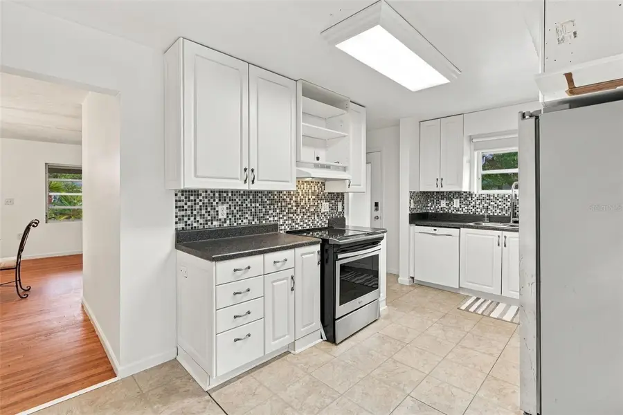 820 S Montgomery Avenue, Deland, FL 32720 - #2