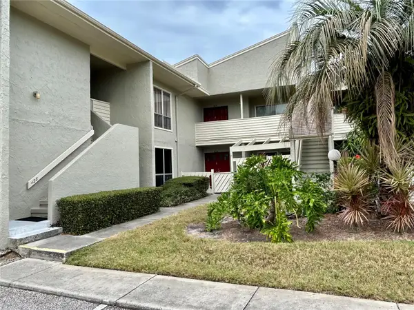 427 Windrush Bay Drive #427, TARPON SPRINGS, FL 34689