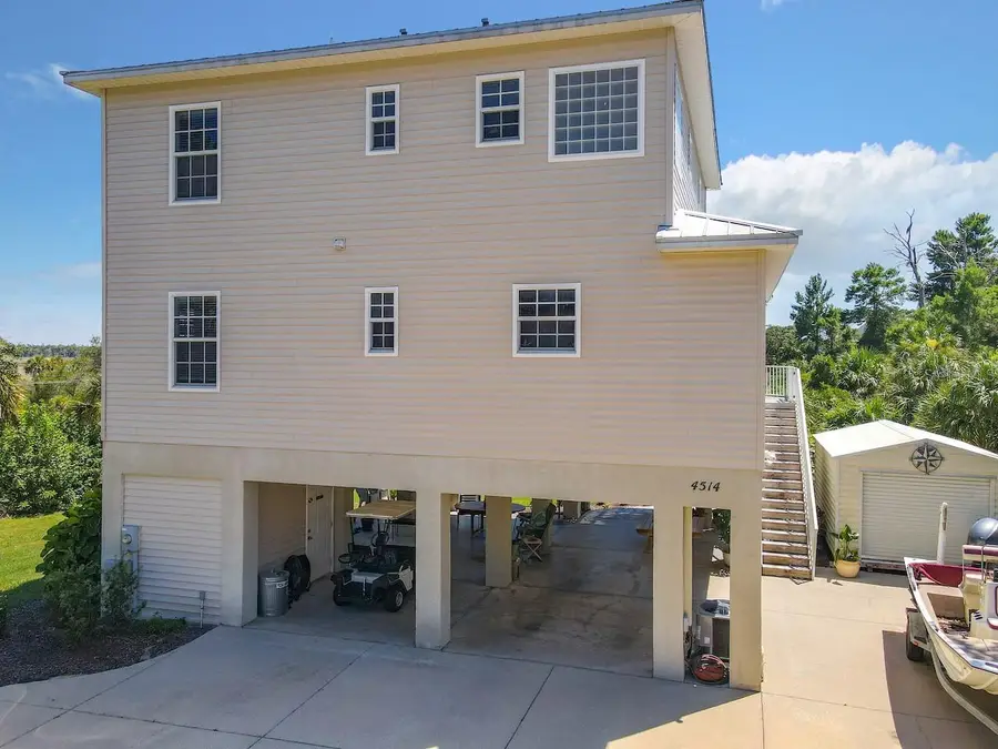 4514 Fishman Avenue, Weeki Wachee, FL 34607 - Image #3