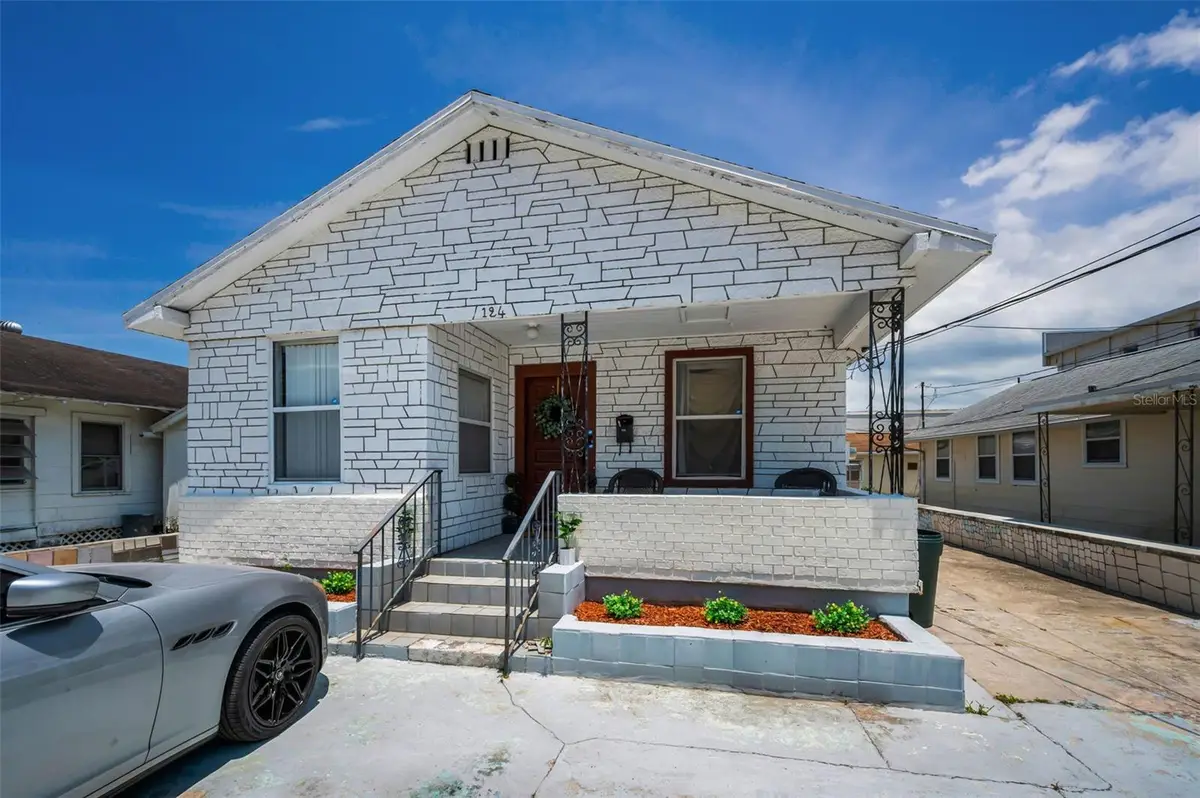 124 Athens Street, Tarpon Springs, FL 34689 - Image #1