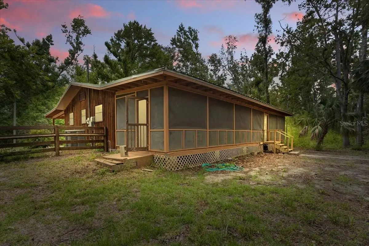 1528 Palm Street Ne, Steinhatchee, FL 32359 - Image #1